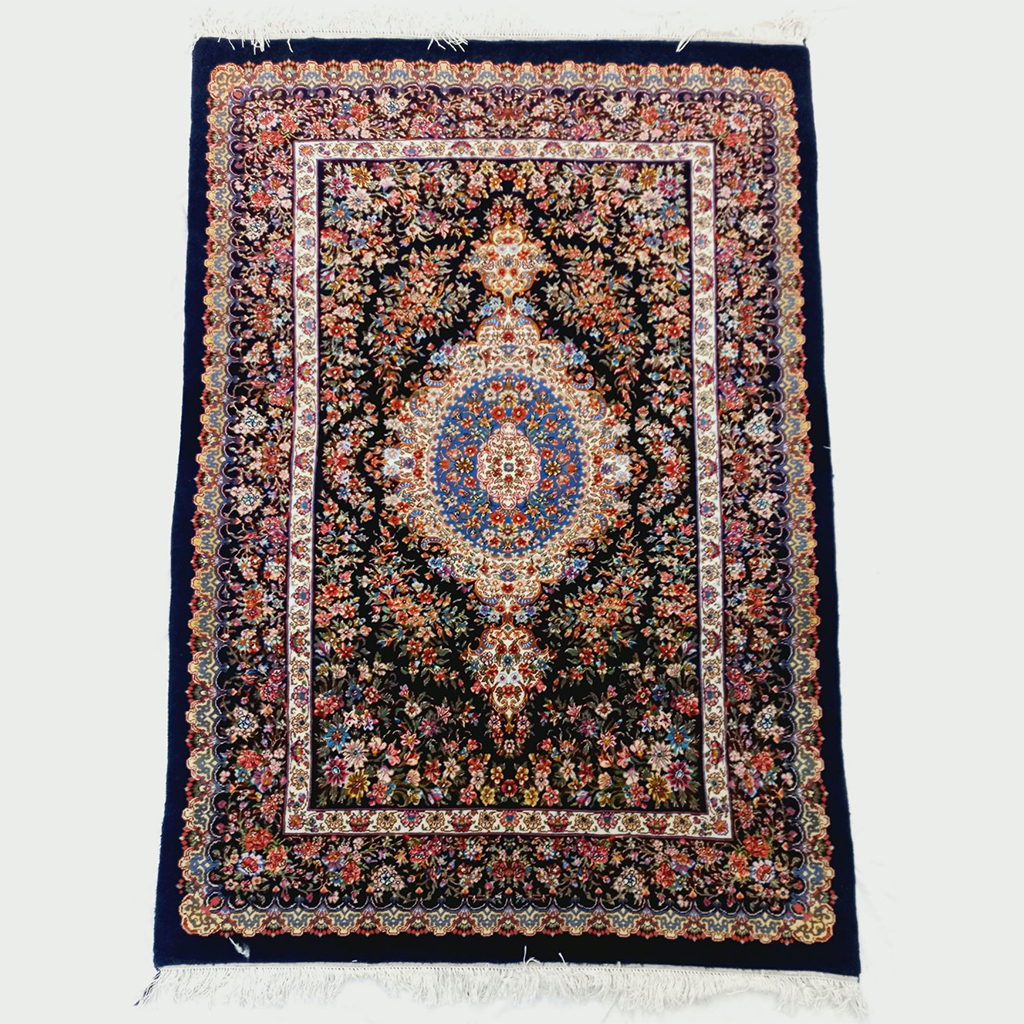 فرش دستباف کرک و ابریشم